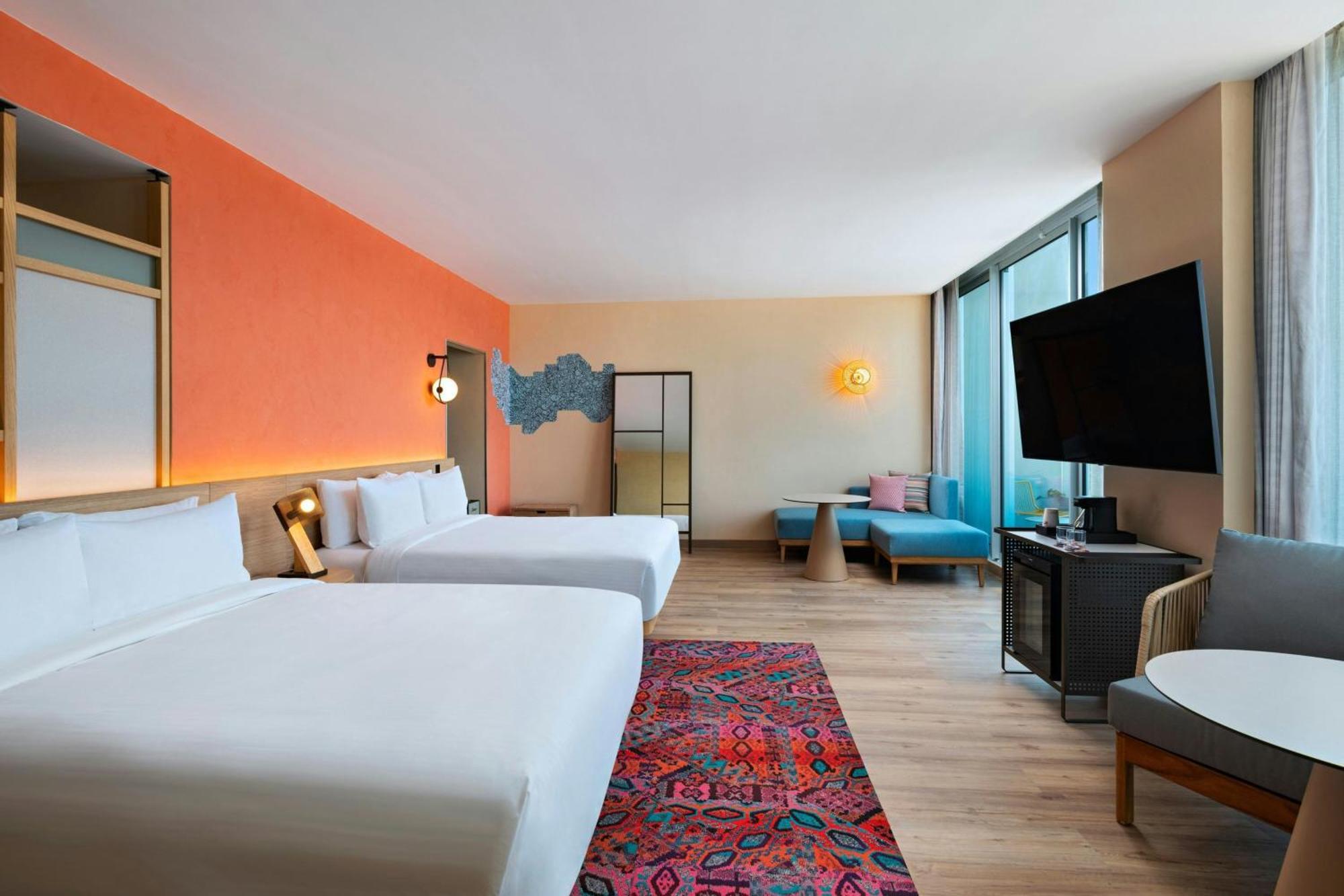 Aloft Playa Del Carmen Hotel Exterior foto A room at the hotel